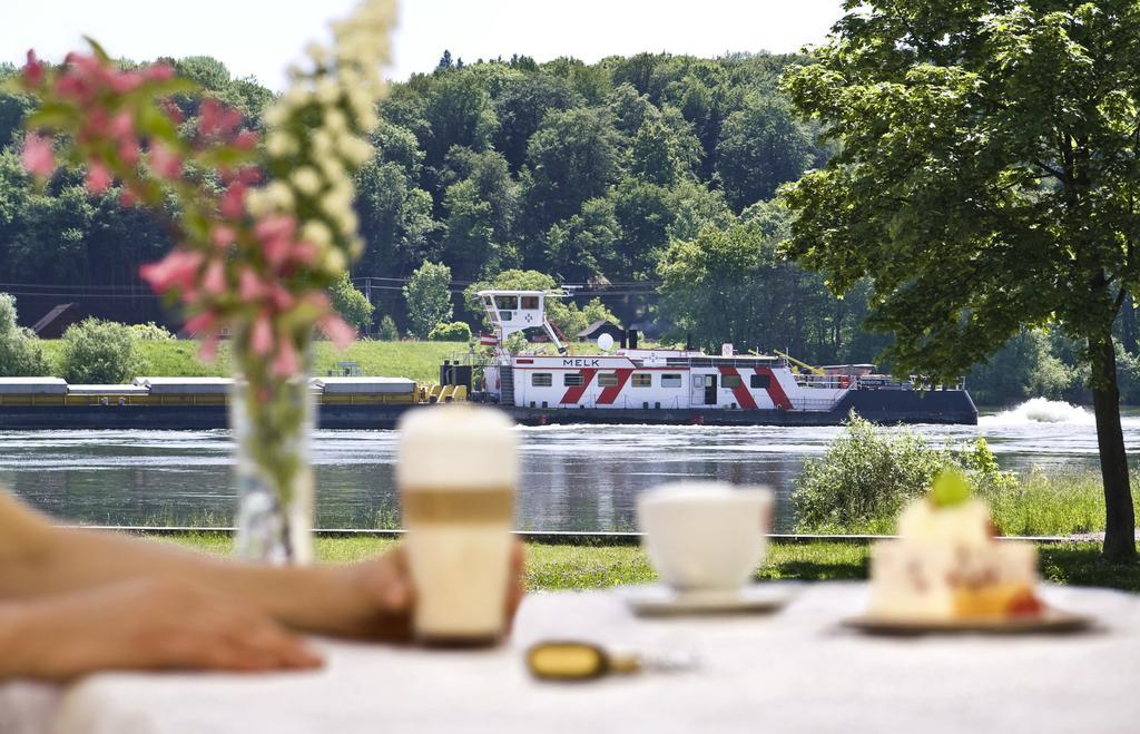 Landgasthof Zur Schoenen Wienerin Marbach an der Donau Exterior photo